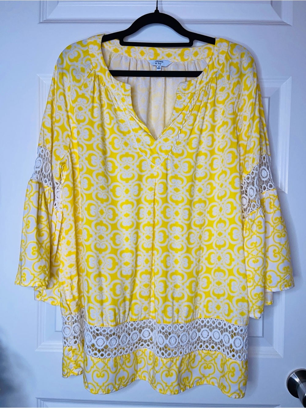 crown & ivy Yellow Patterned Crochet-Trim Tunic Top